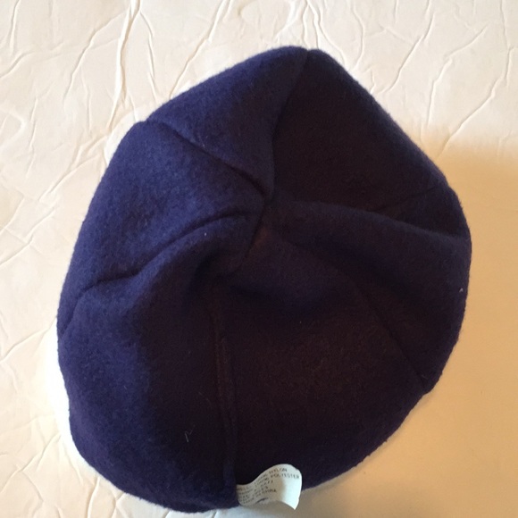 Oshkosh Navy Blue winter hat - Picture 6 of 8